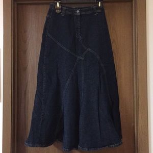 Motto Full Riding Jean Skirt size 4
